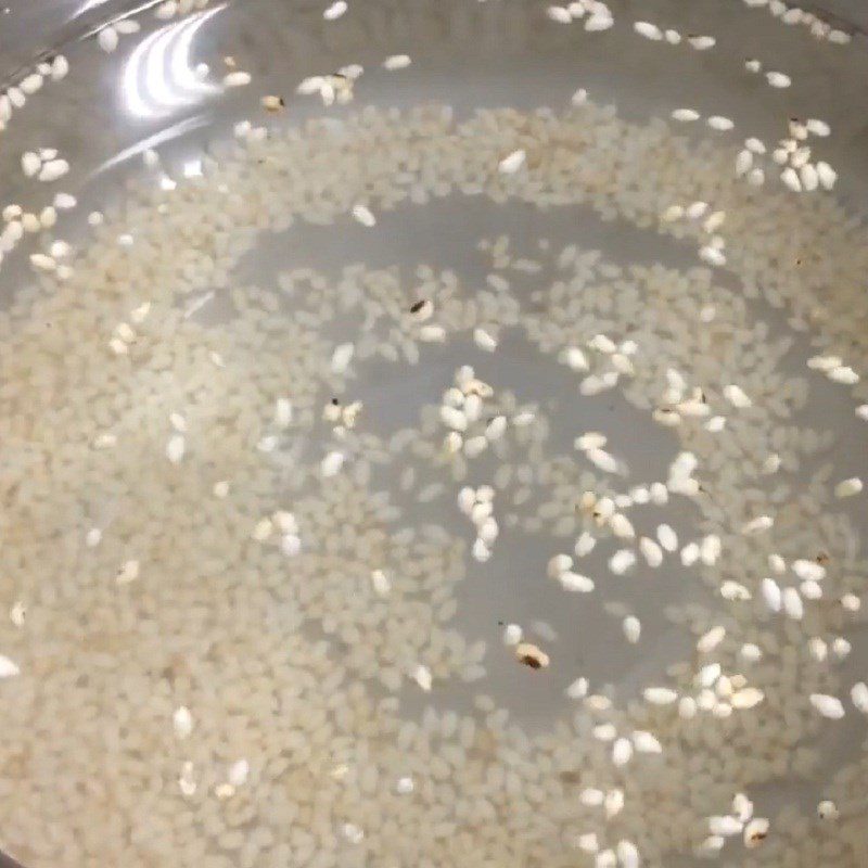 Step 5 Cook the porridge Sea cucumber scallop porridge