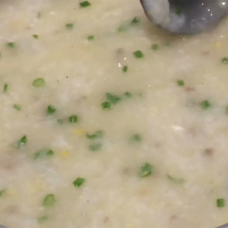 Step 7 Completion Salted egg porridge with lean meat