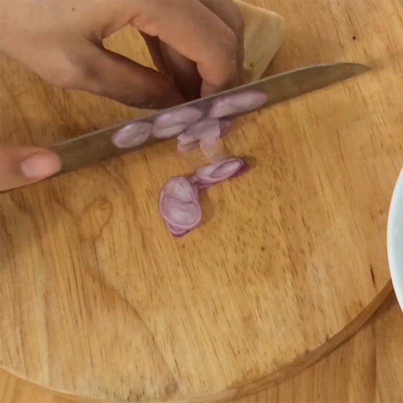Step 1 Prepare the ingredients for Salted Egg Pork Congee