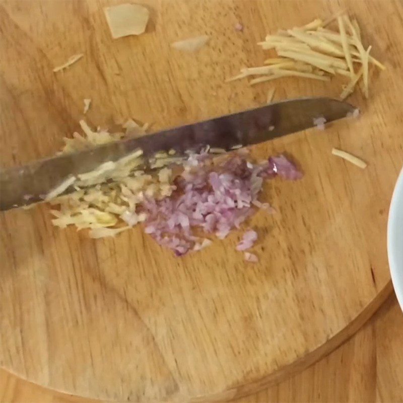 Step 1 Prepare the ingredients for Salted Egg Pork Congee