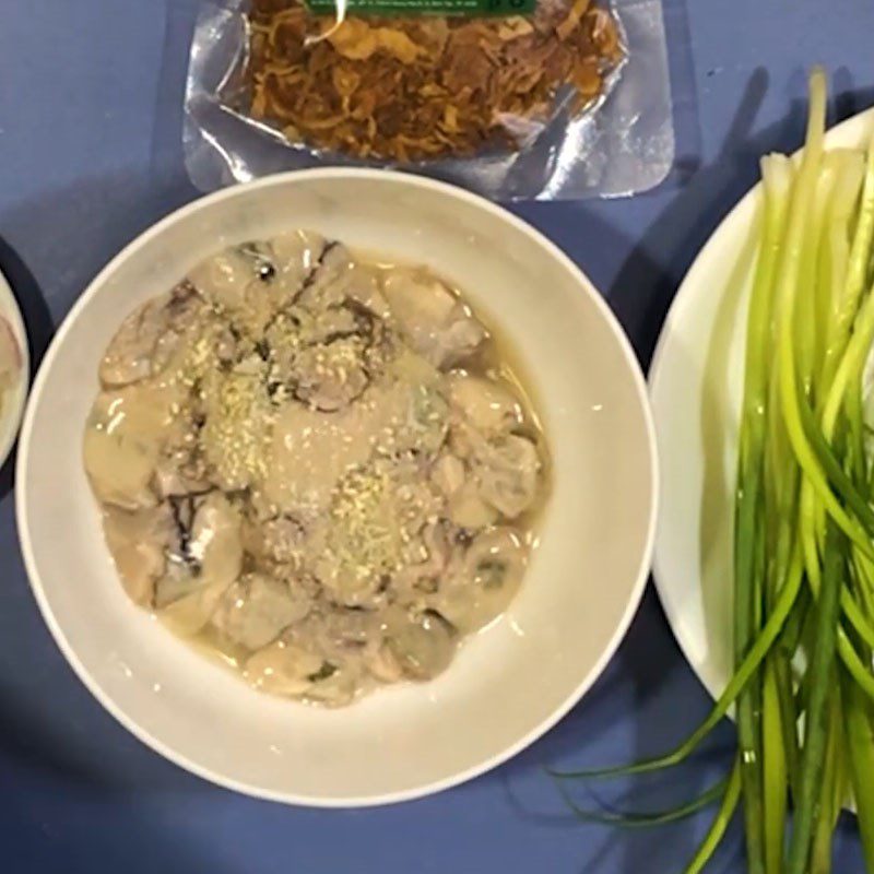 Step 2 Prepare and marinate the oysters Green Bean Oyster Porridge