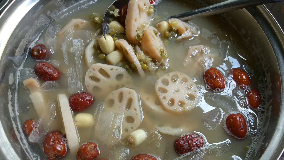 4 Ways to Cook Delicious, Refreshing, and Nutritious Lotus Root Pudding for the Whole Family 11 Lotus Root and Mung Bean Dessert