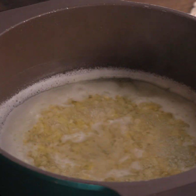 Step 3 Cook green beans Che luc tau xa