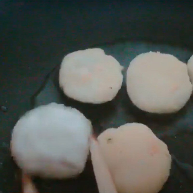 Step 4 Fry the cake Jackfruit seed cake