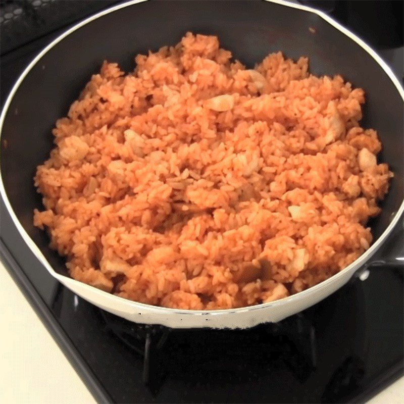 Step 2 Frying Egg Rice Omurice