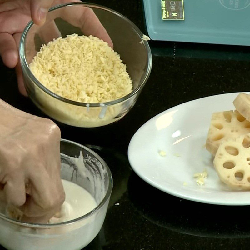 Step 4 Frying Lotus Root Crispy lotus root with sweet and sour sauce