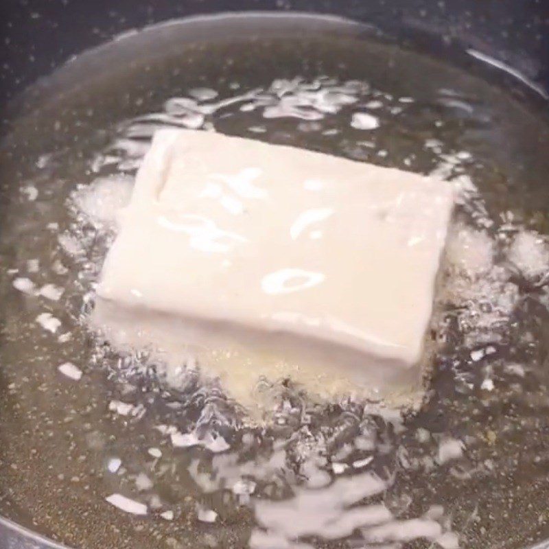 Step 3 Fry the tofu Tofu braised in soy sauce (Recipe shared by Tiktok Vegan Kitchen XANH)
