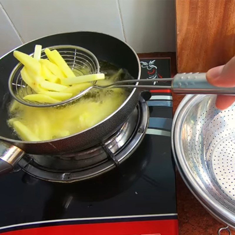 Step 3 Frying Potatoes Cheese Seasoned Potatoes