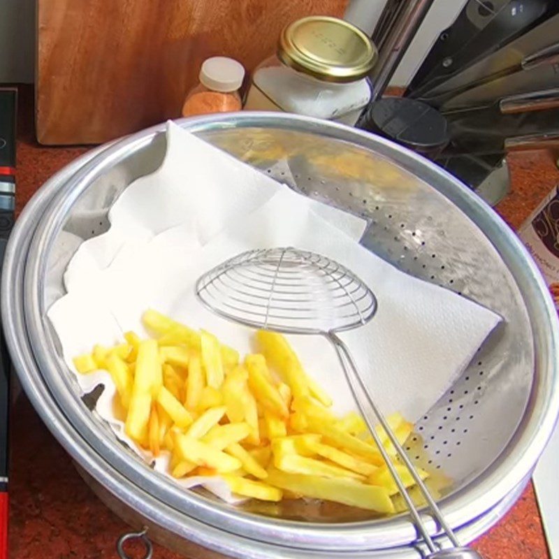 Step 3 Frying Potatoes Cheese Seasoned Potatoes