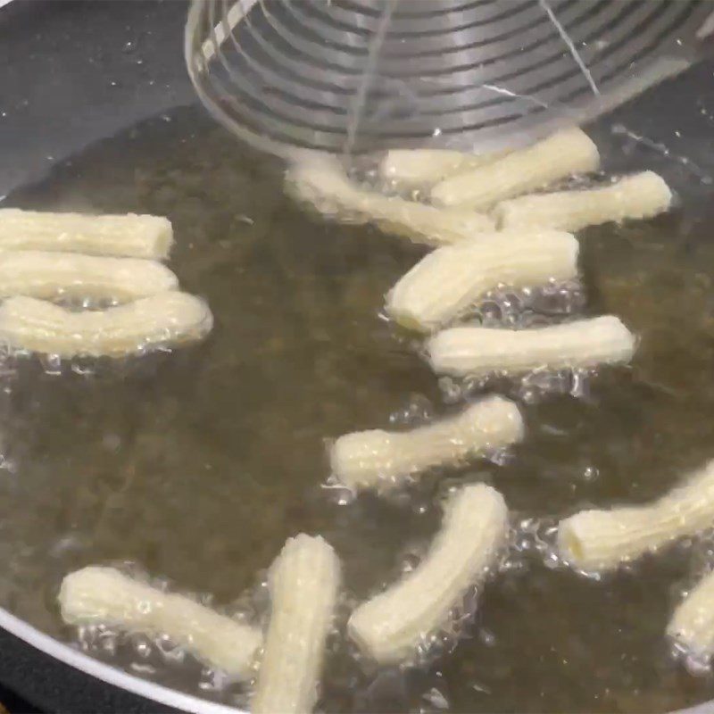 Step 2 Fry the noodles for garlic butter noodles