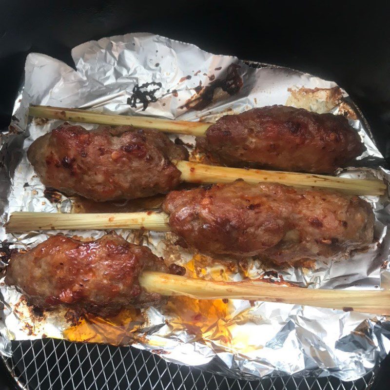 Step 5 Fry the lemongrass wrapped meat using an air fryer Fried lemongrass wrapped meat