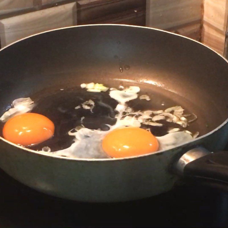 Step 3 Fried Eggs Tomato Rice Noodles