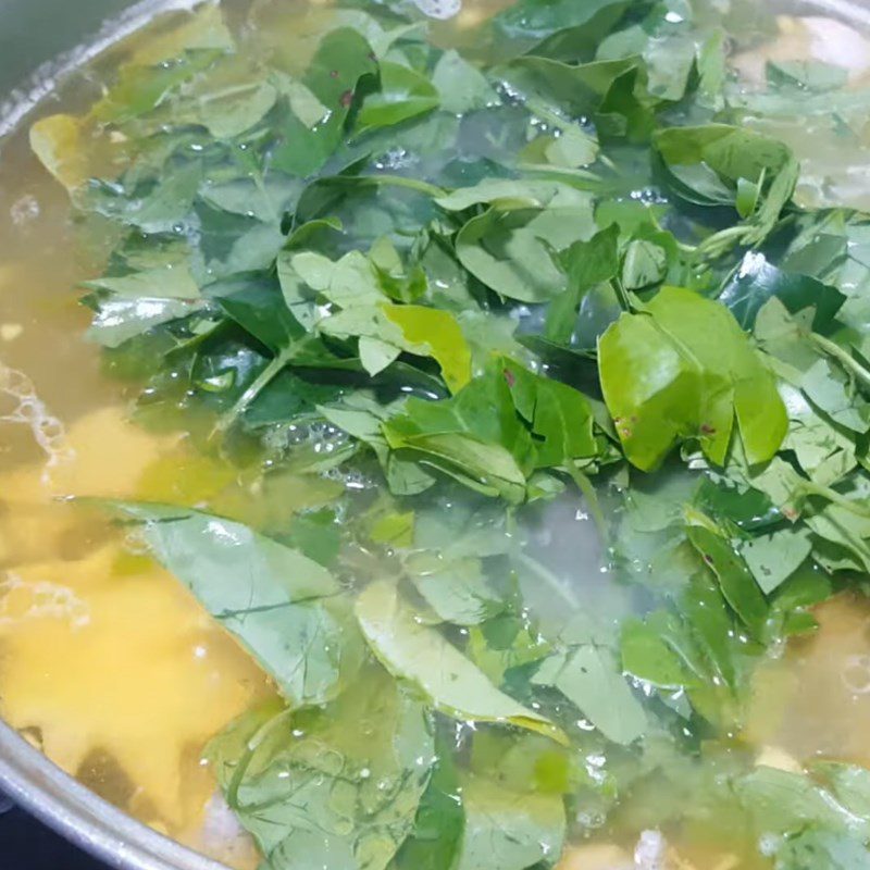 Step 5 Cook the hotpot Chicken hotpot with sour leaf
