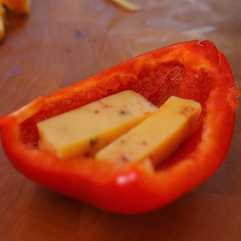Step 2 Add ingredients Bell pepper baked with cheese