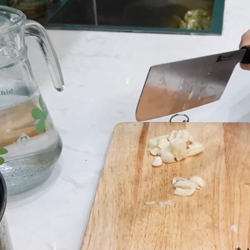 Step 2 Prepare other ingredients for fragrant snakehead fish hotpot