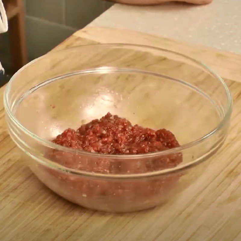 Step 2 Marinate the beef Beef Stir-Fried Rice Balls