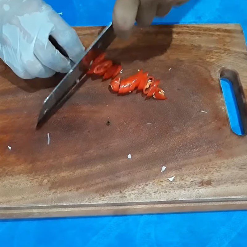 Step 1 Prepare ingredients for coconut heart braised pork