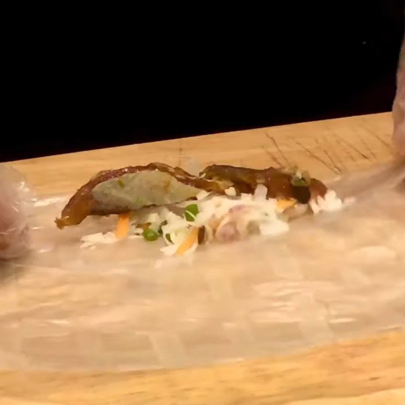 Step 4 Roll the spring rolls Mackerel spring rolls with cassava