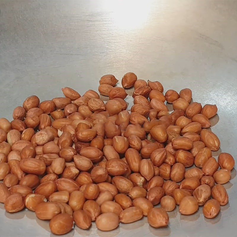Step 1 Roast peanuts with salt Salted roasted peanuts with chili