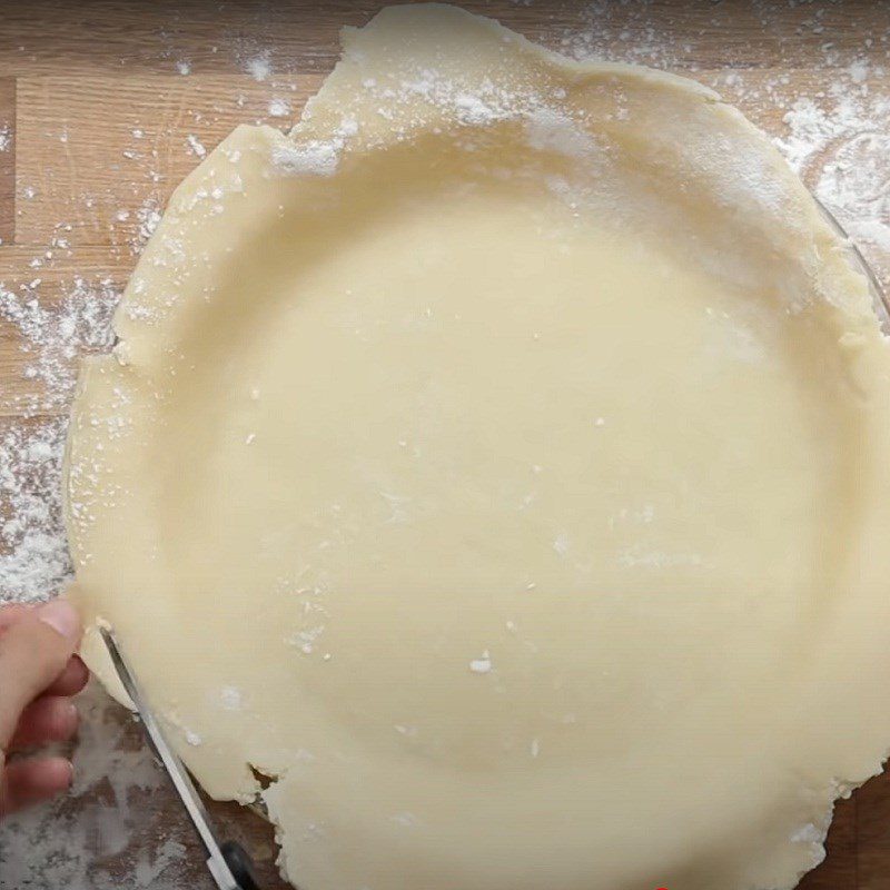 Step 5 Pouring into the mold for Vegan Apple Pie