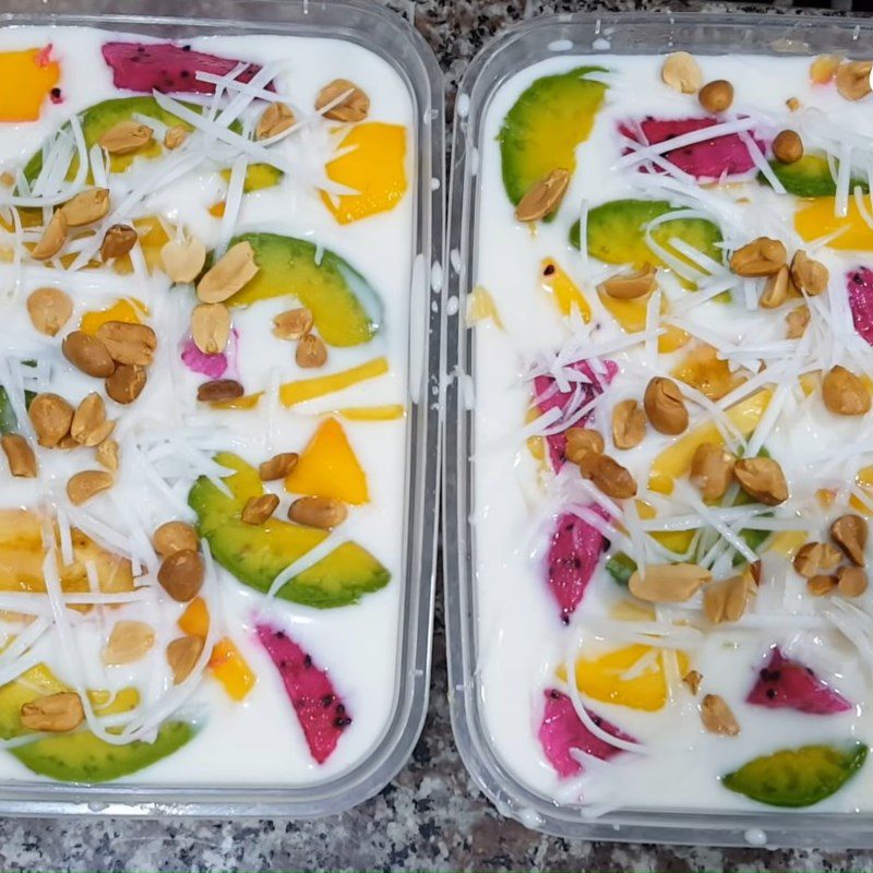 Step 4 Pour into molds and chill Yogurt ice cream with coconut milk