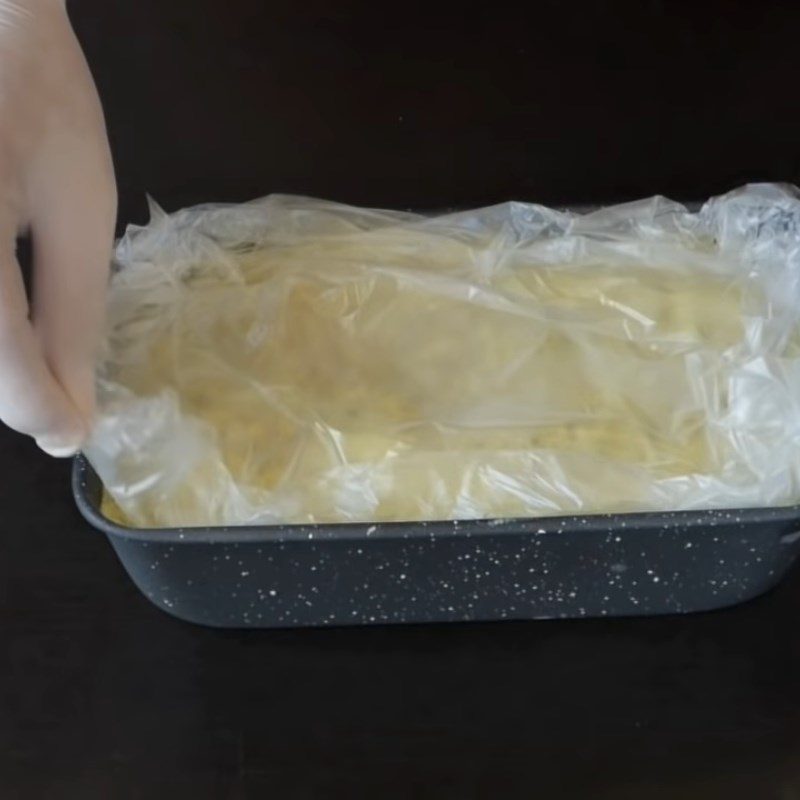 Step 4 Pouring and cooling Pistachio ice cream