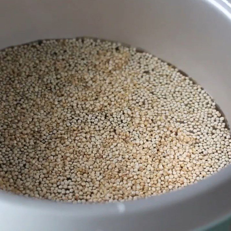 Step 1 Measure quinoa and water for cooking Quinoa with a rice cooker