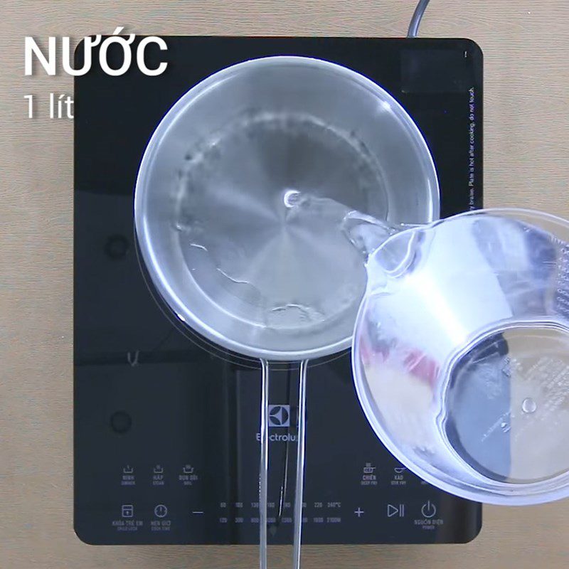 Step 1 Boil the gelatin mixture for white pearls