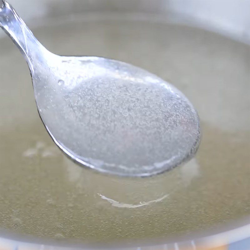 Step 1 Boil the mixture of white jelly