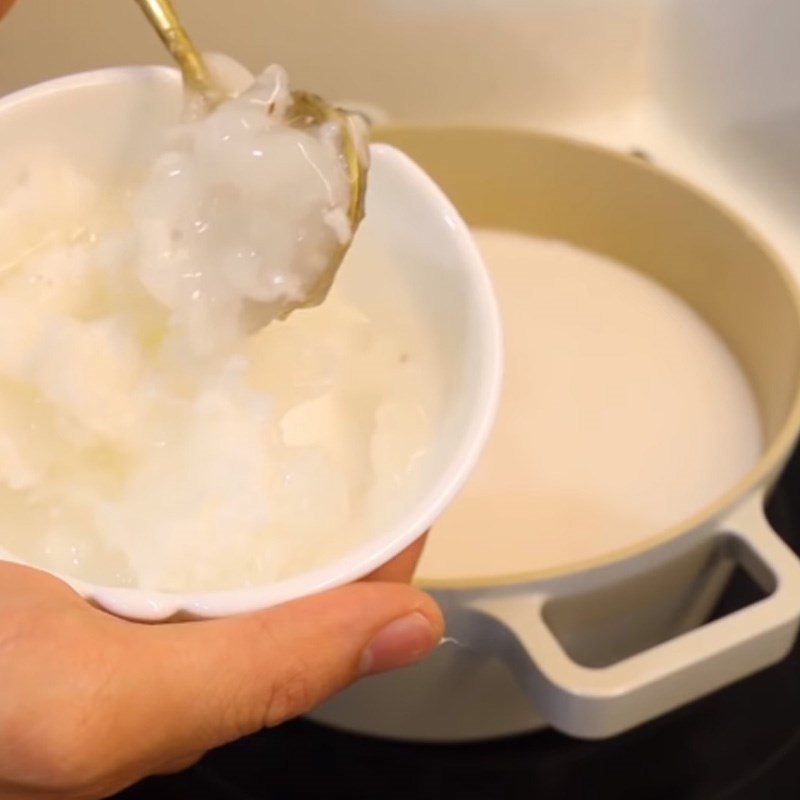 Step 5 Boil coconut cream for pandan coconut jelly