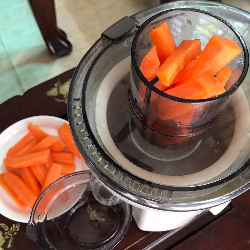 Step 2 Juice the carrots for Carrot Juice