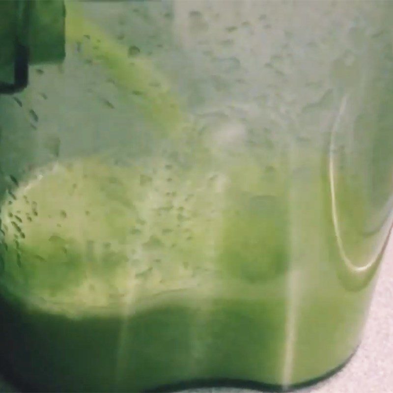 Step 2 Juicing celery, carrot, and ginger Celery carrot ginger juice