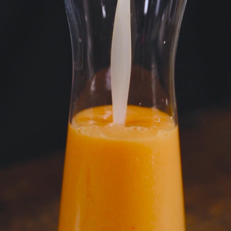 Step 2 Juicing Grapefruit and Sour Cherry Juice
