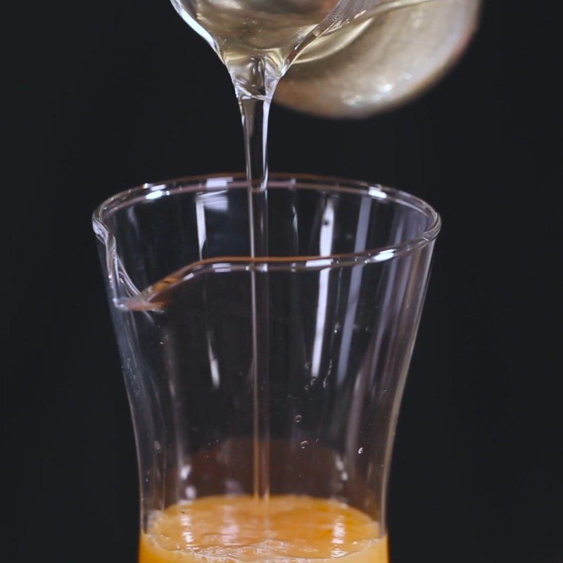 Step 2 Squeeze juice from cherry grapefruit