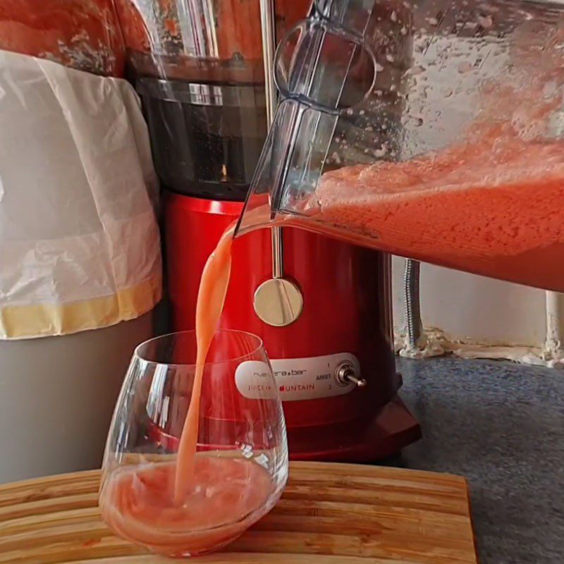Step 2 Juice the tomatoes Fresh Tomato Juice