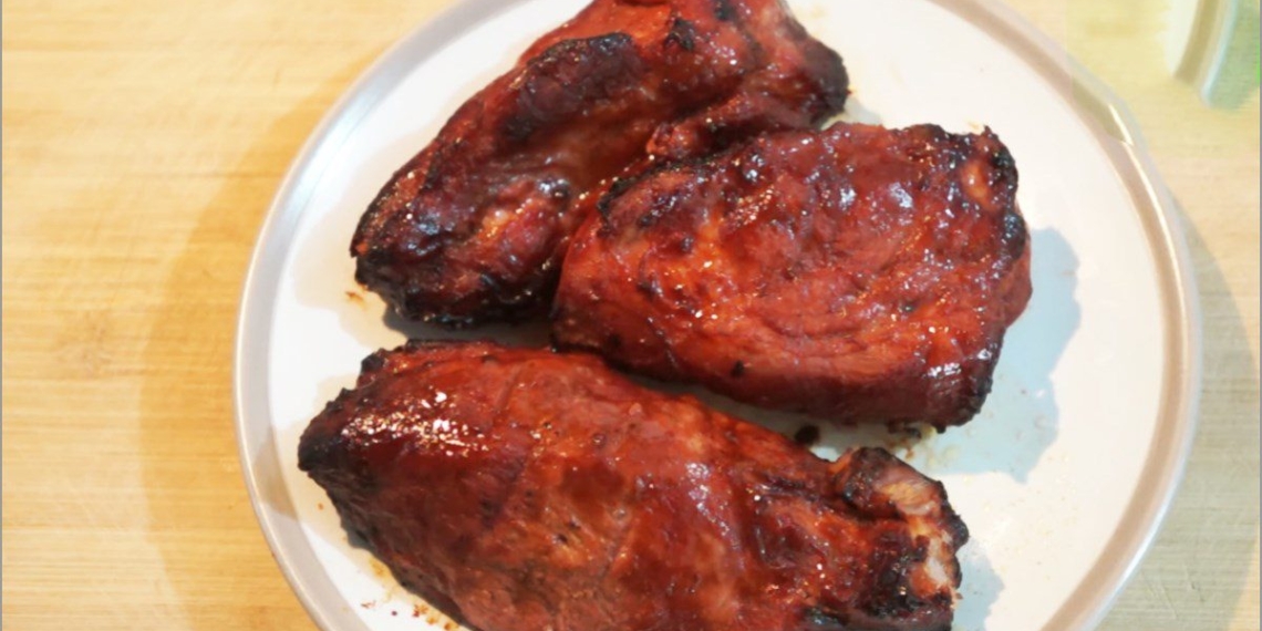 fragrant kitchen essence for tet with grilled char siu 00863