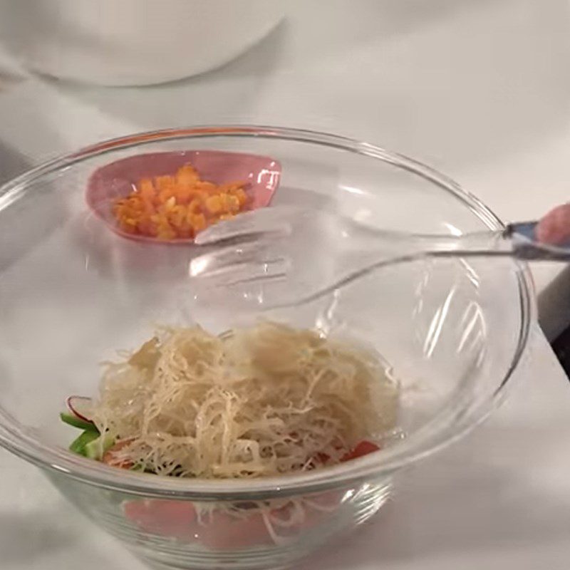 Step 5 Mix the salad Egg yolk jelly salad