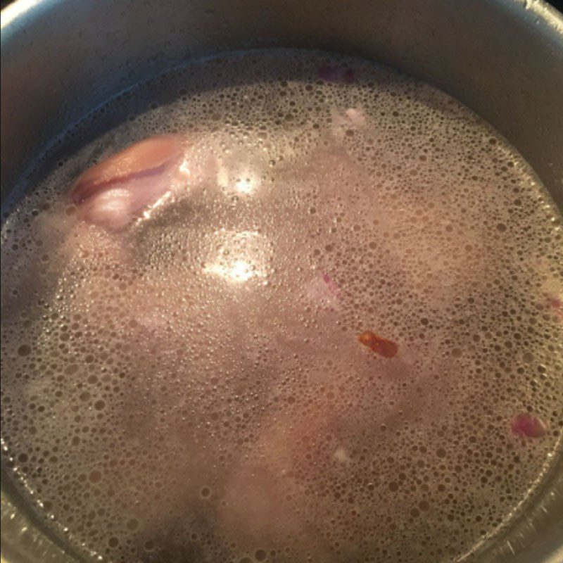 Step 3 Braised pork leg with green squash