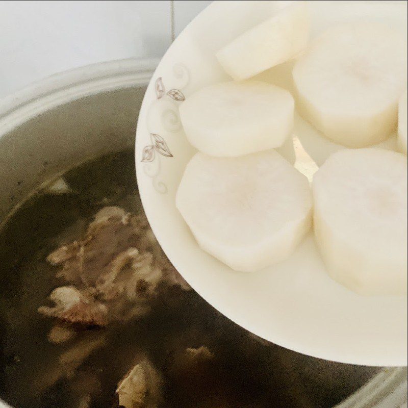 Step 2 Braising beef bones Beef bone soup