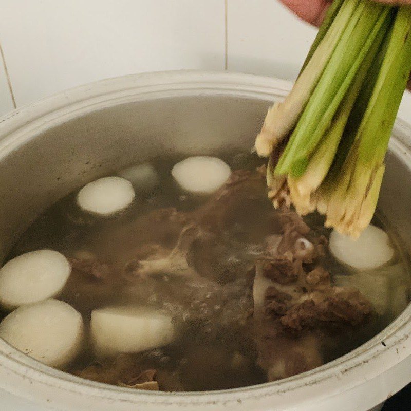 Step 2 Braising beef bones Beef bone soup