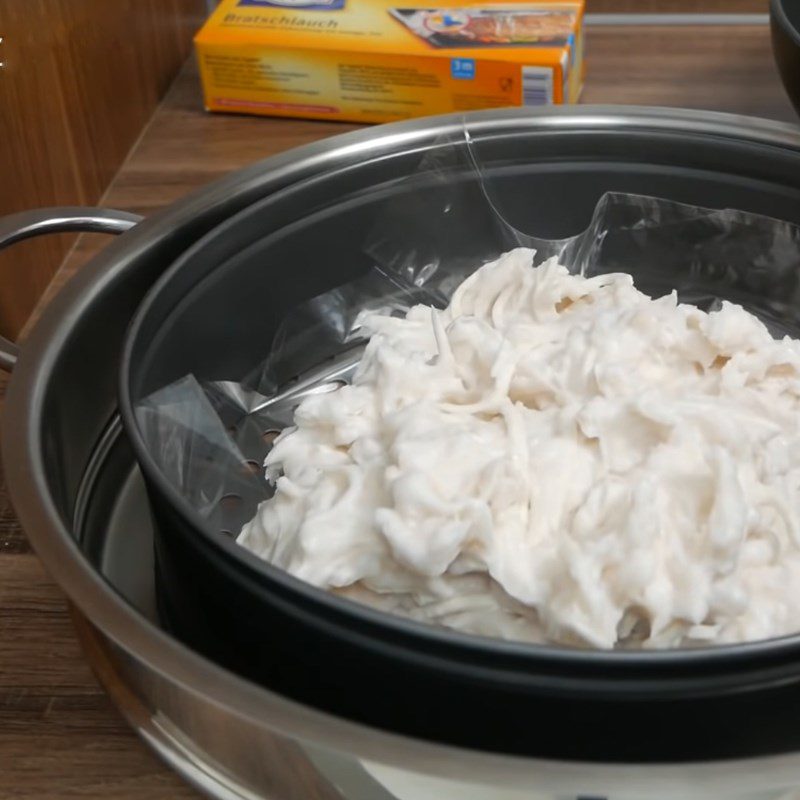 Step 3 Steam the dough Fried taro dough with egg