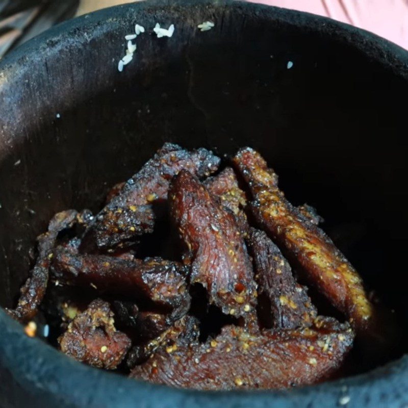 Step 5 Steaming dried pork Dried pork in the kitchen