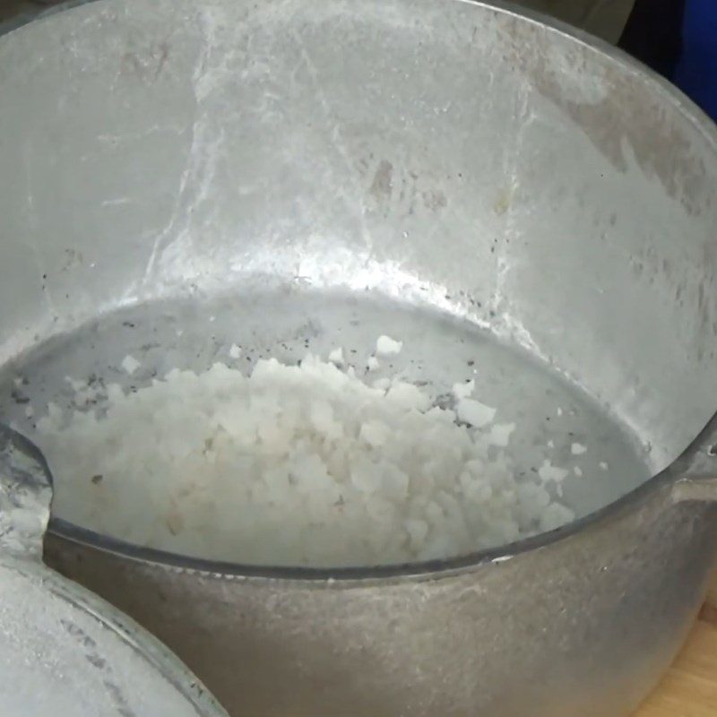 Step 4 Steamed Duck with Salt