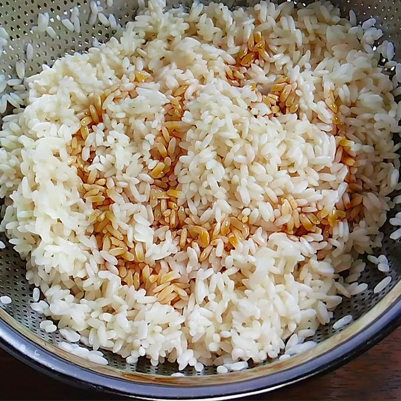 Step 6 Steamed Sticky Rice with Chicken Offal and Quail Eggs
