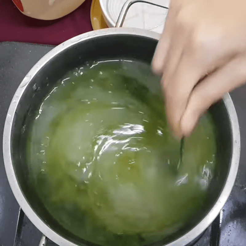 Step 3 Completion of Pandan Leaf Dessert