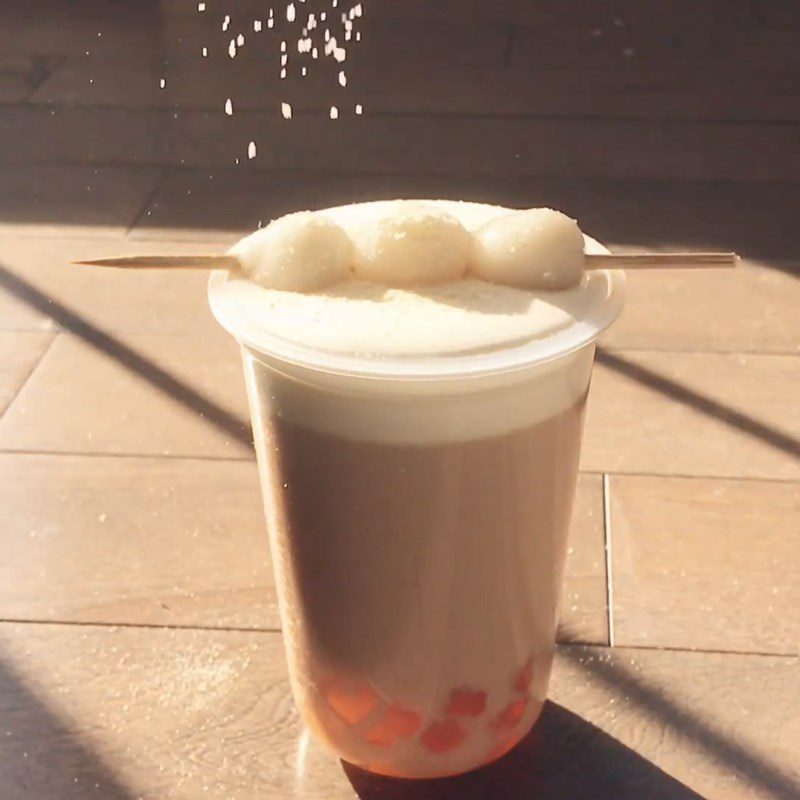 Step 5 Completion of mochi milk tea