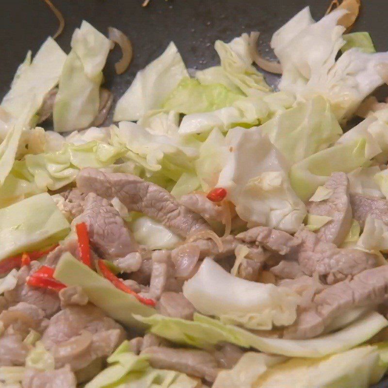 Step 6 Completion Stir-fried Udon Noodles with Pork