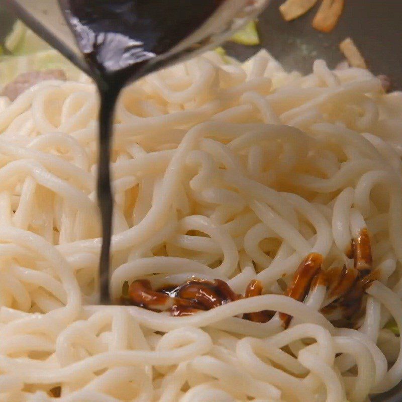 Step 6 Completion Stir-fried Udon Noodles with Pork