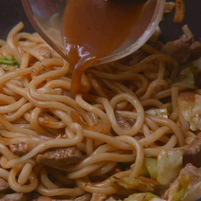 Step 6 Completion Stir-fried Udon Noodles with Pork