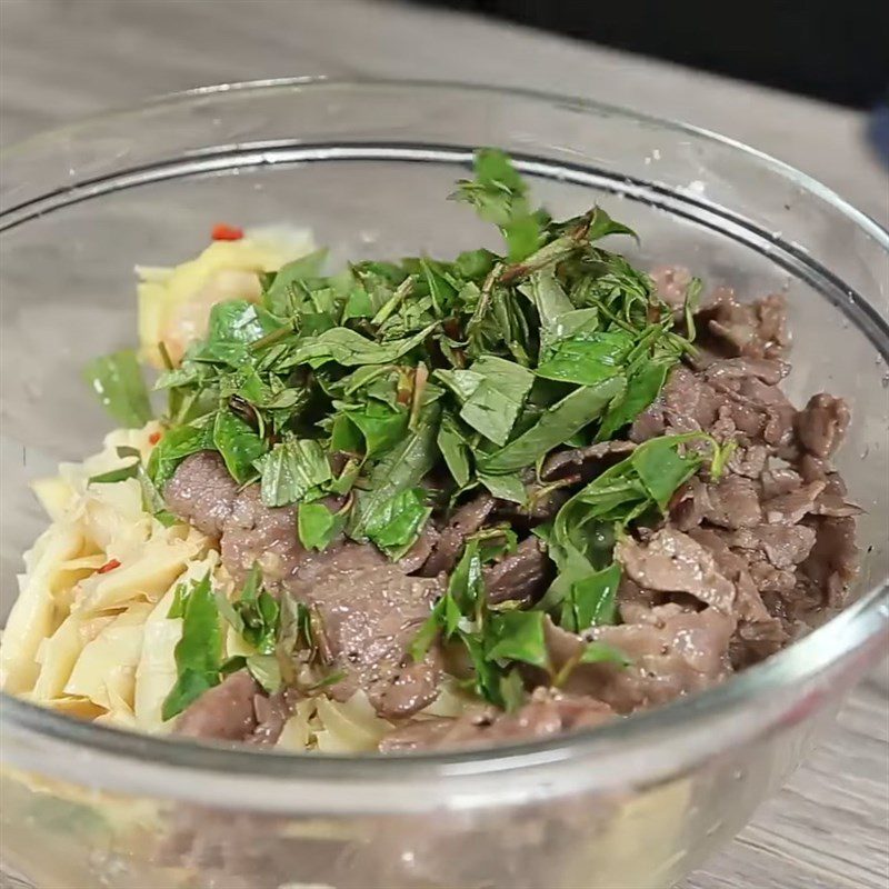 Step 4 Completion Bamboo Shoot Beef Salad